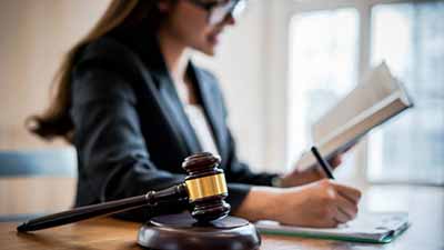 Luật sư bảo vệ đương sự trong các vụ án hình sự